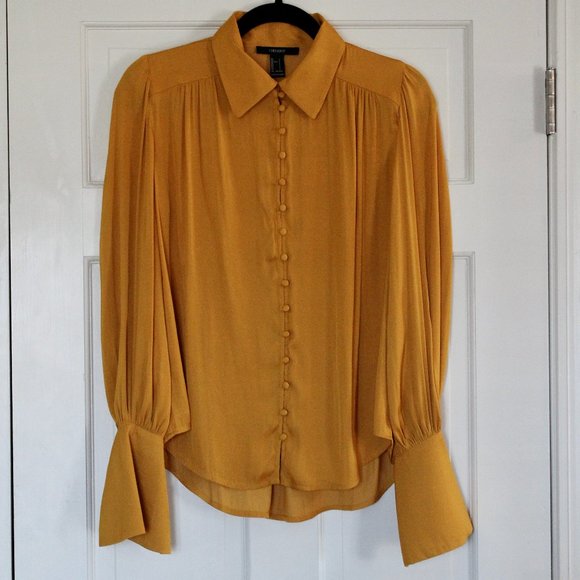 Victorian Style Bell Sleeve Blouse - Picture 1 of 3